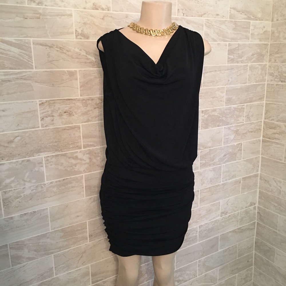Michael Kors Super sexy cinched black dress